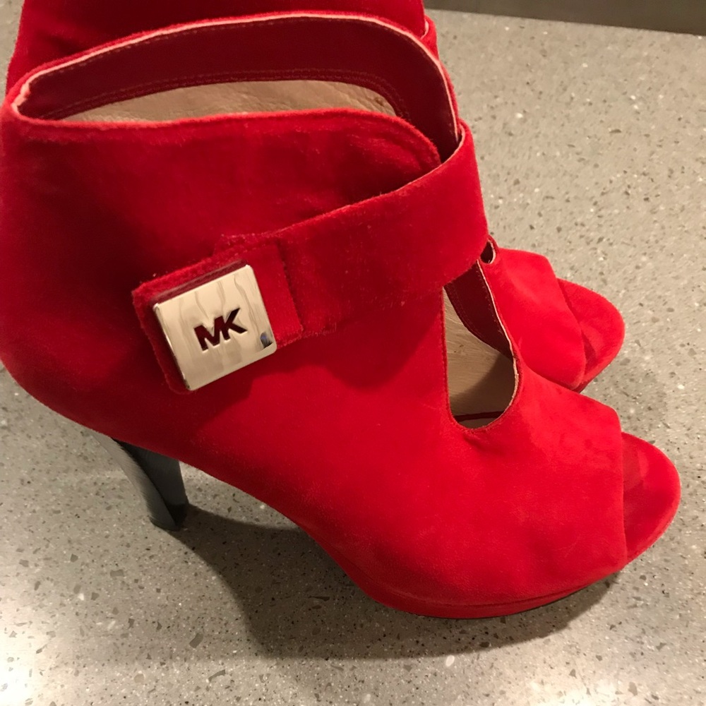 Michael Kors Lovely Red Shoes 8.5